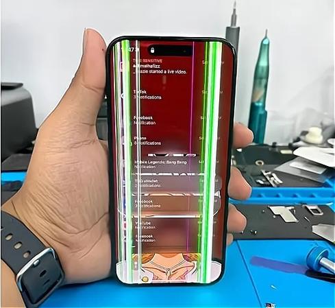 iphone出现小黑线的故障原因图标