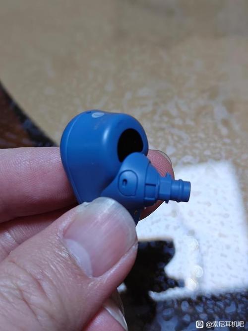 蓝牙耳机盖子突然盖不上图标
