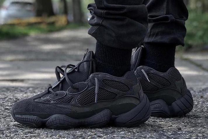 黑色yeezy500怎么看真假缩略图